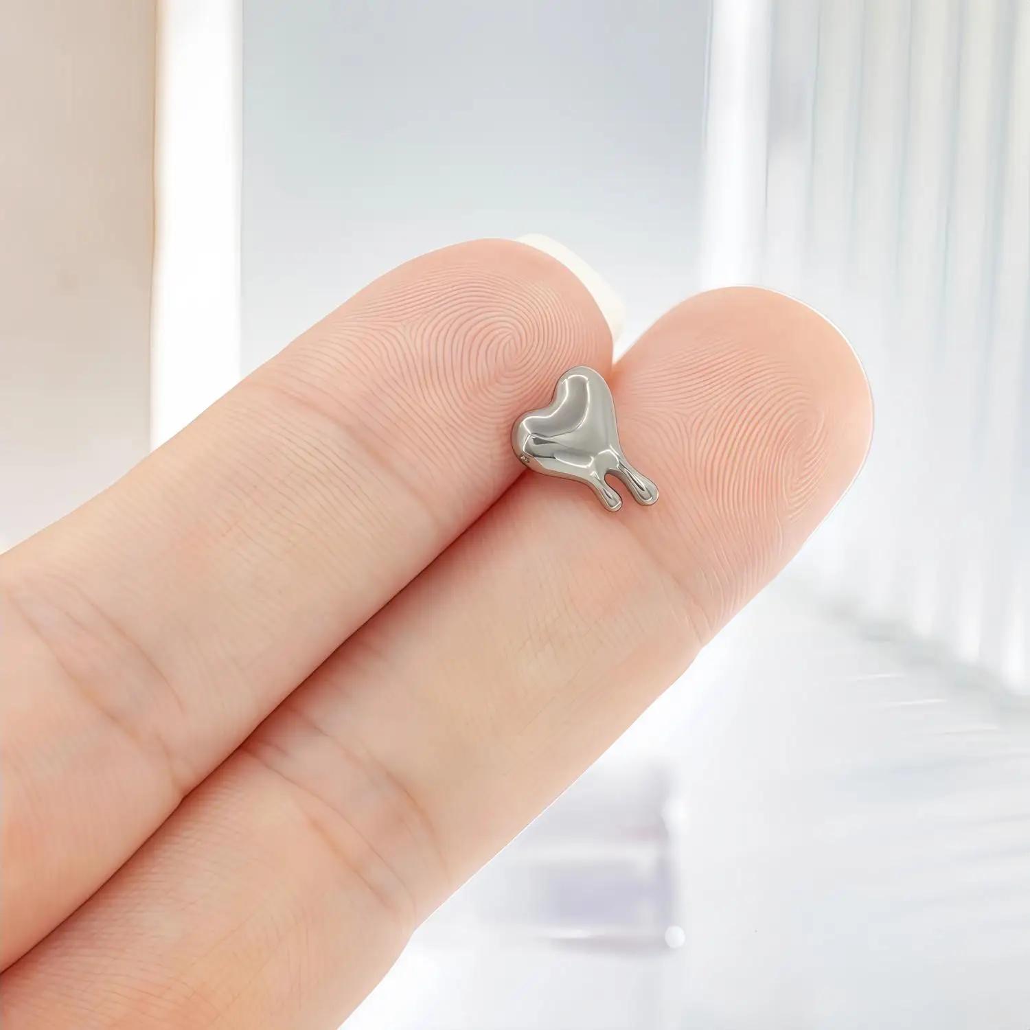 Body Jewelry Threadless - G23 고체 티타늄 연소 심장 귀걸이