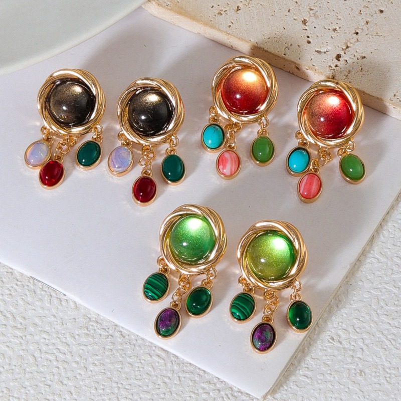 Body Jewelry Brands - 여성을 위한 컬러풀한 유리 크리스탈 귀걸이