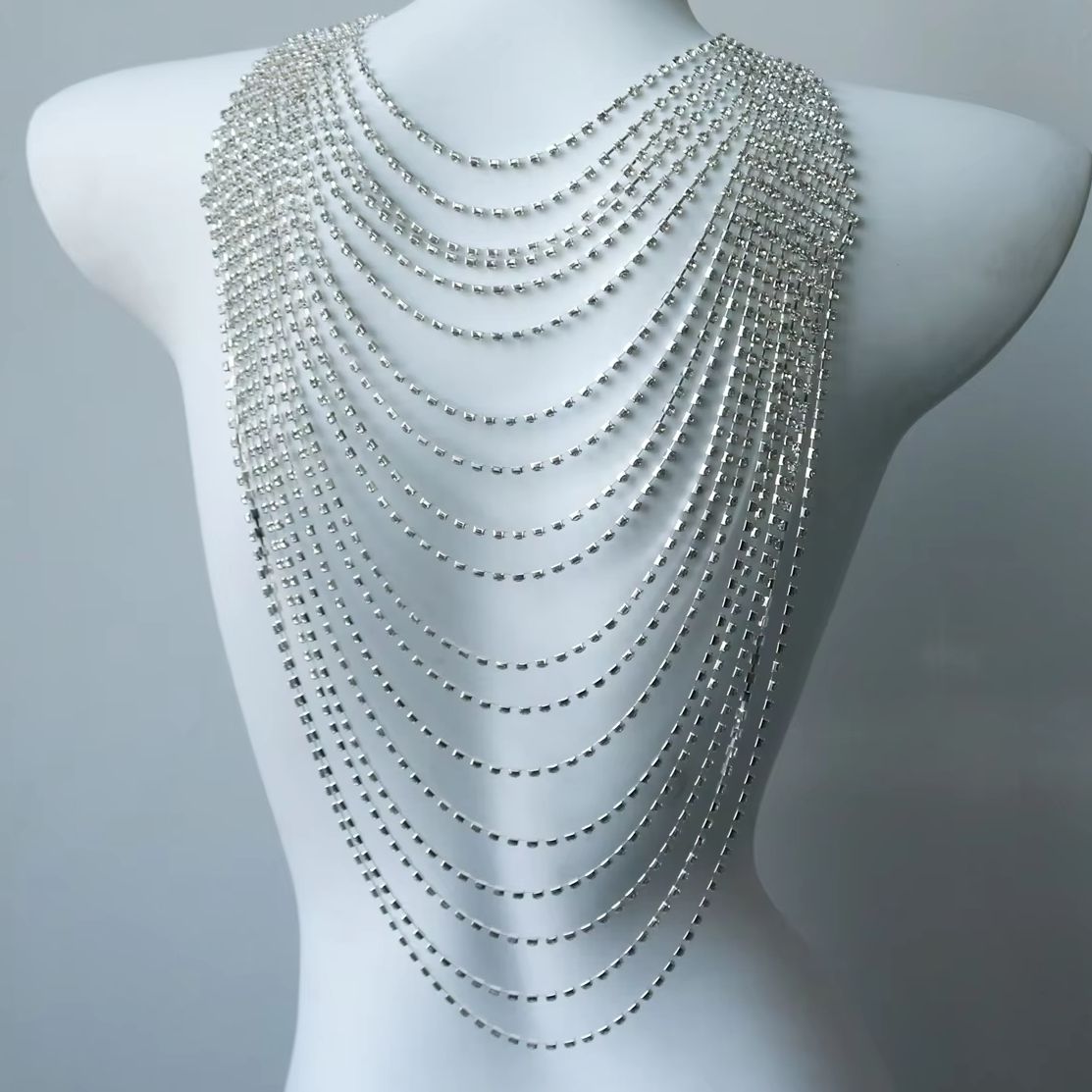 세련된 멀티 레이어 바디 체인 (연회용) — 고급스럽고 - Body Jewelry Chains 리뷰 및 가격